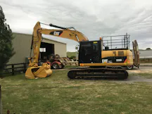 Track Mounted Excavator for Hire in Braidwood