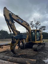 Track Mounted Excavator for Hire in Gormandale