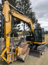 8t - 12t Track Mounted Excavator for Hire