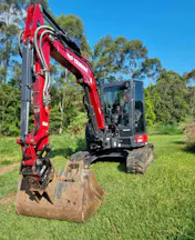 5.5t - 8t Mini Excavator for Hire