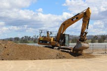 Track Mounted Excavator for Hire in Sandy Flat