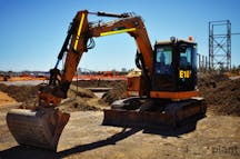 Track Mounted Excavator for Hire in Roma