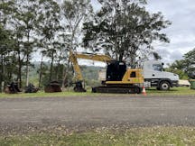 12t - 15t Track Mounted Excavator for Hire