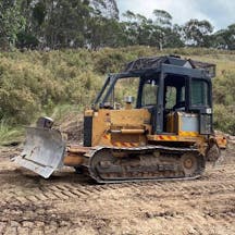 D4 or Equivalent Tracked Dozer for Hire