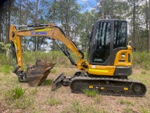 3.5t - 5.5t Mini Excavator for Hire