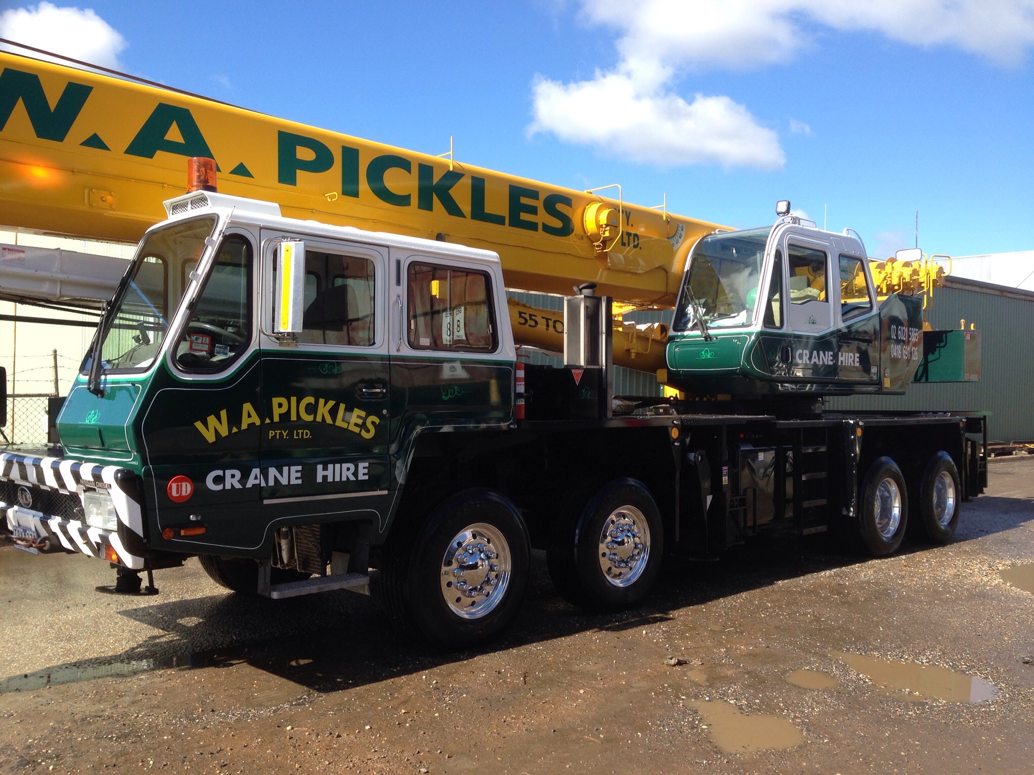 W A Pickles Crane Hire Pty Ltd NSW in Albury iseekplant