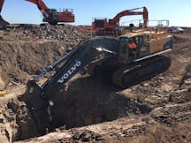 Track Mounted Excavator for Hire in Lower Plenty