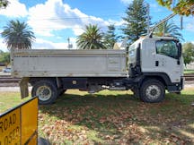 Bogie Drive up to 12t Tipper for Hire