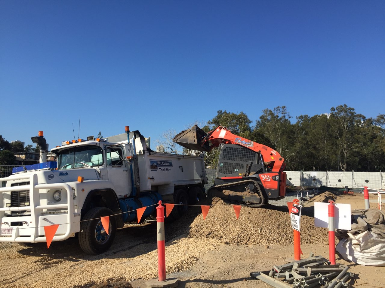 Mt Cotton Truck Hire in Carbrook iseekplant