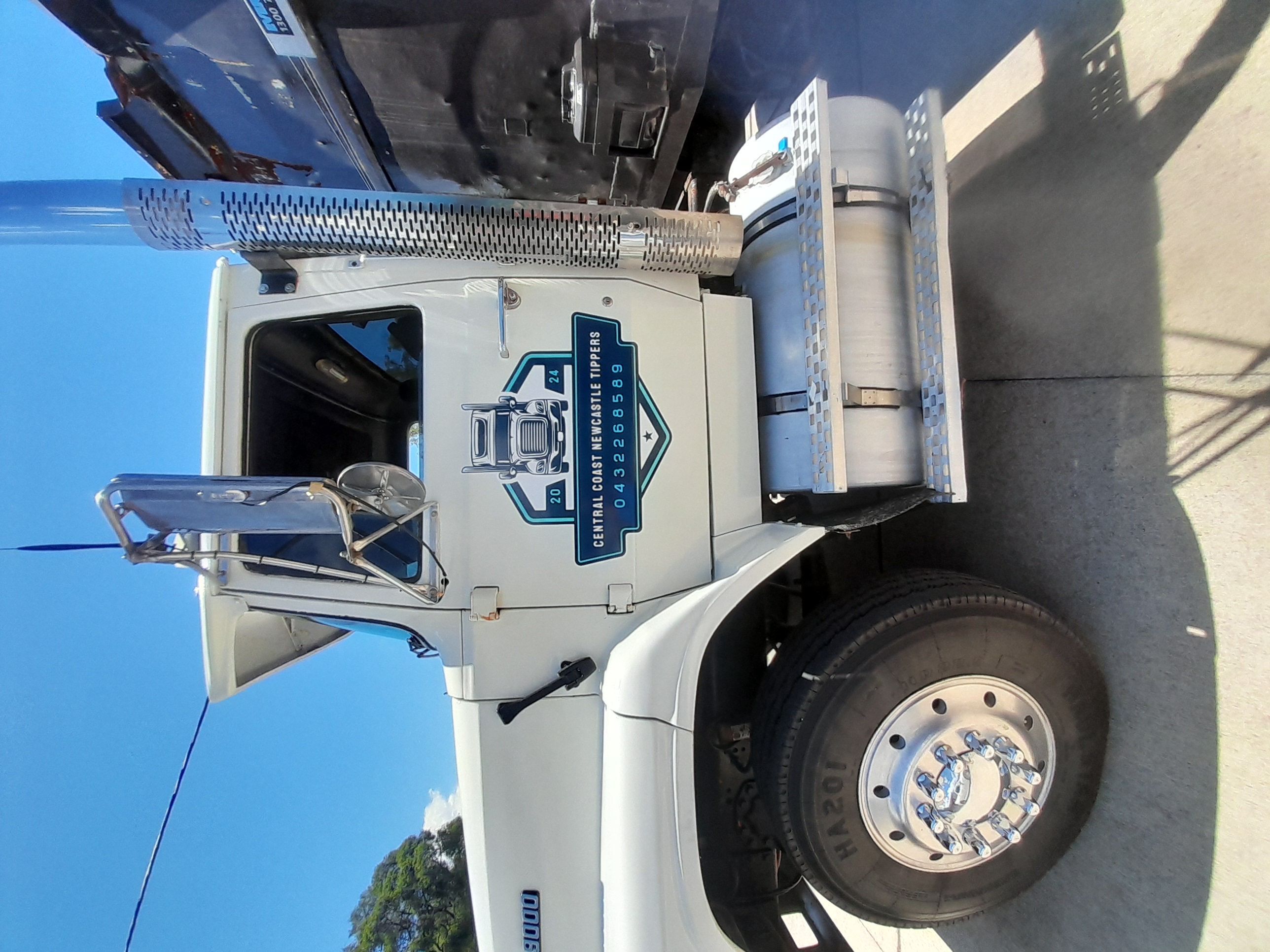 Logo of Central coast newcastle tippers pty ltd