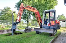 Mini Excavator for Hire in Gold Coast MC