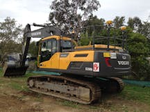 Track Mounted Excavator for Hire in Brooklana