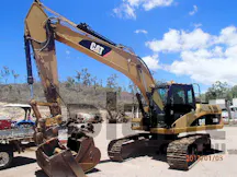 Track Mounted Excavator for Hire in Wulguru