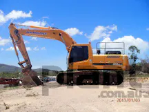 Track Mounted Excavator for Hire in Wulguru