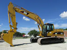 Track Mounted Excavator for Hire in Mareeba