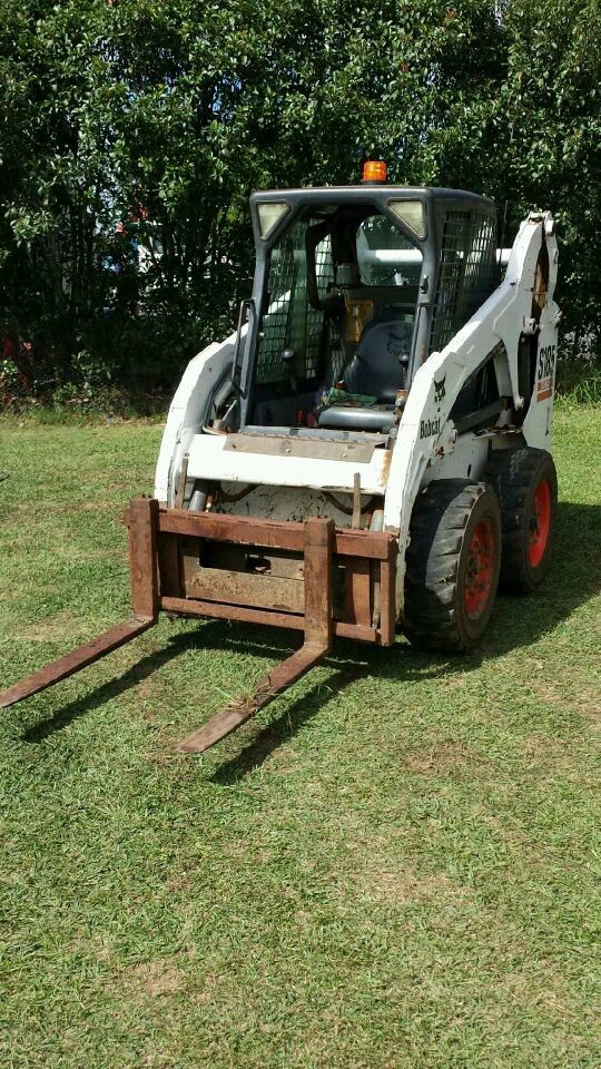 Advanced Bobcat & Backhoe Hire in Grasmere iseekplant