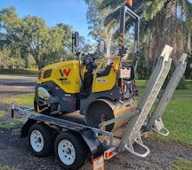 Under 2.5t Smooth Drum Roller for Hire