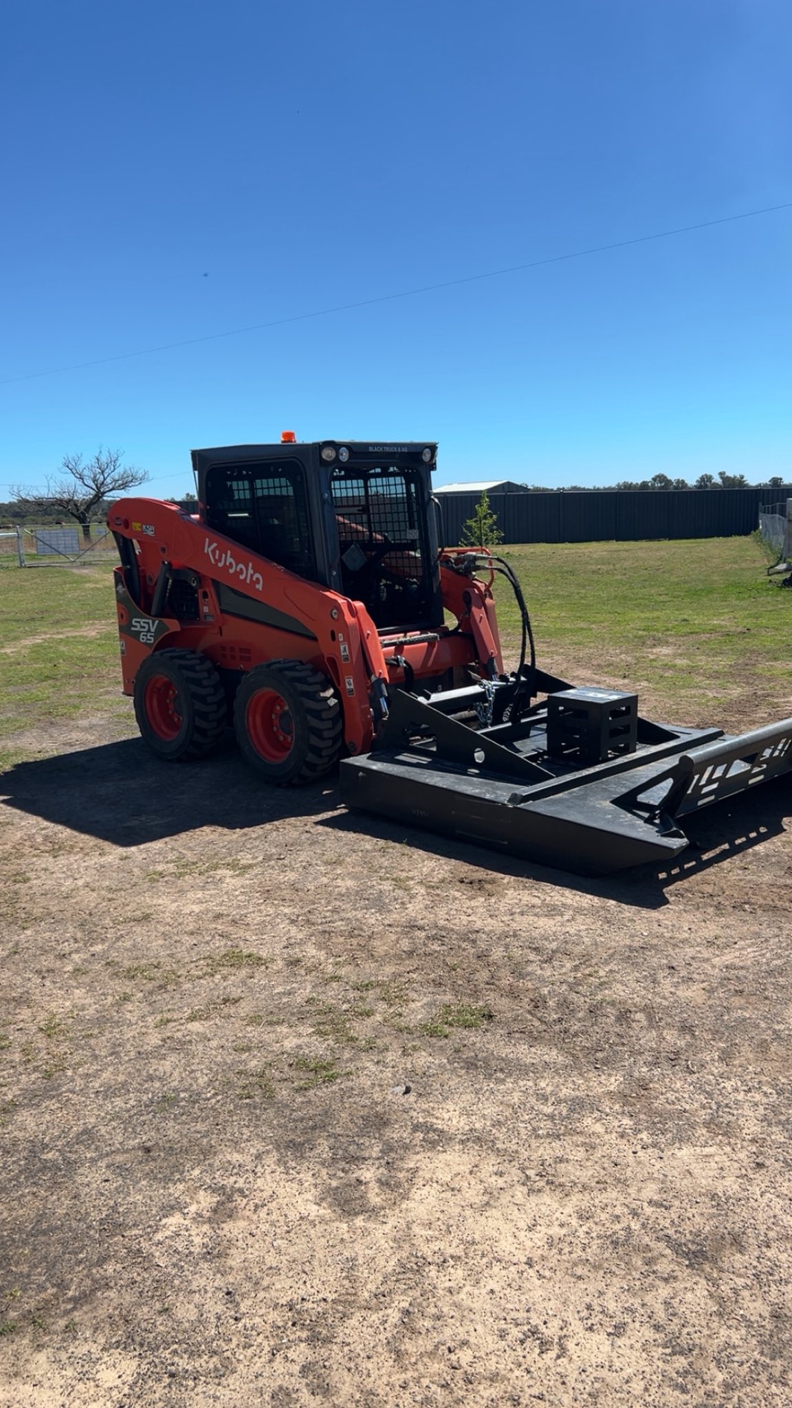 Logo of Rawhide Contracting