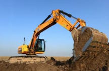 Track Mounted Excavator for Hire in Deebing Heights