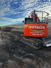 Track Mounted Excavator for Hire in Lake Munmorah