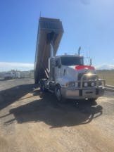 Semi Trailer Tipper for Hire