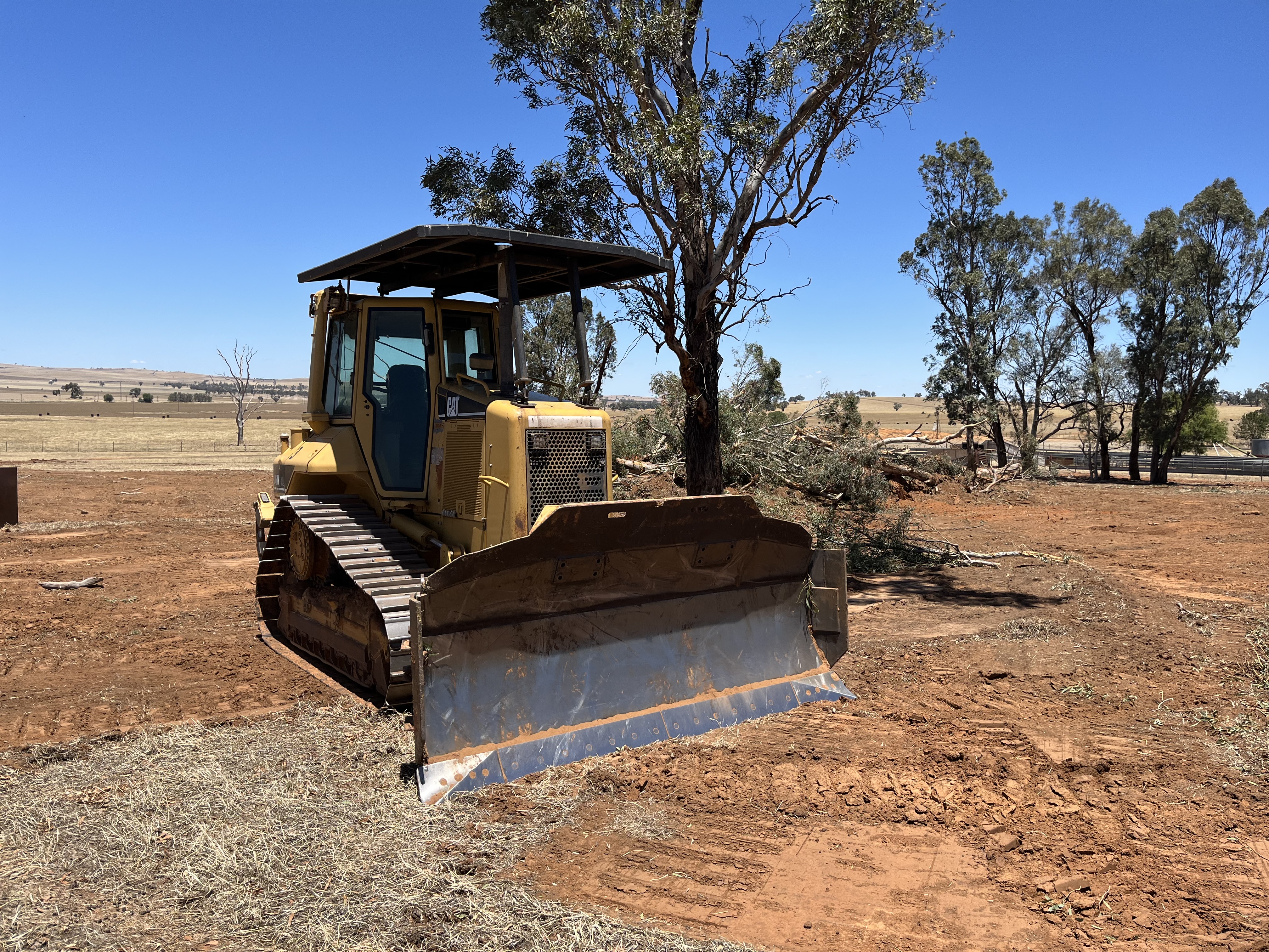 Logo of D&S Armstrong