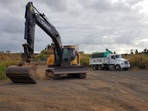 Track Mounted Excavator for Hire in Innisfail Estate
