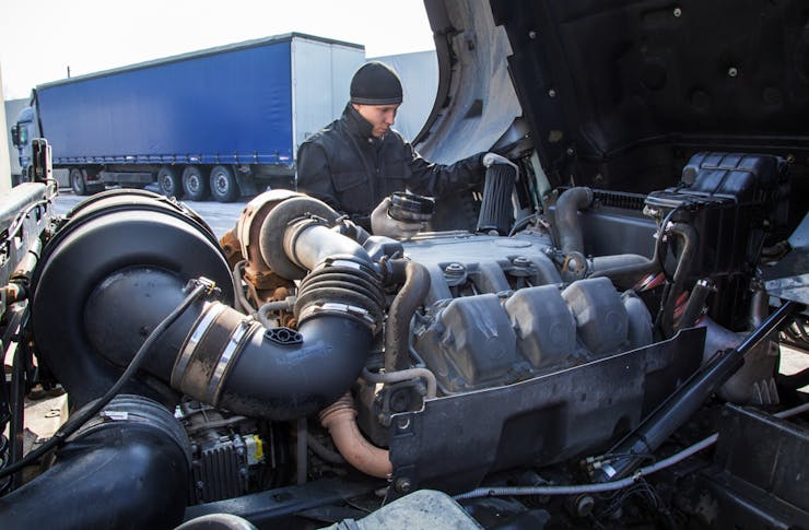 Mobile Truck Mechanics