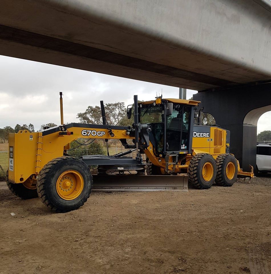 Logo of Melbourne Graders Pty Ltd