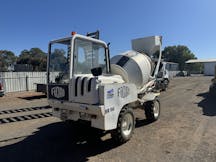 Mobile Cement Mixer for Hire in Hanwood