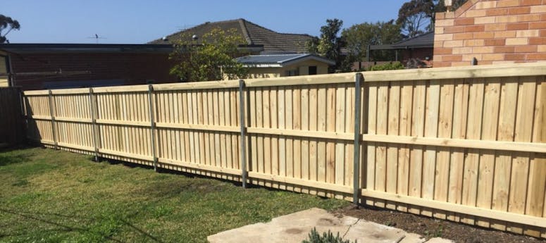 Fencing Contractors