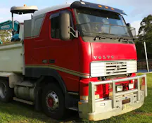 Bogie Drive up to 12t Tipper for Hire