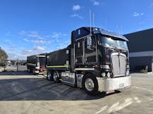 Truck and Dog Tipper for Hire