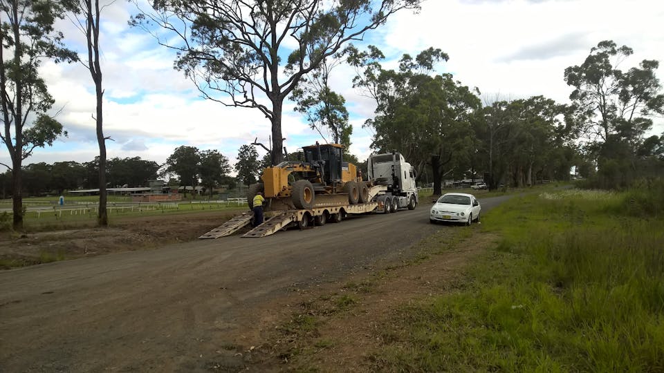 Marden Civil Machinery For Hire In Port Macquarie Iseekplant Com Au