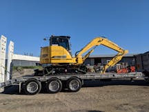 Track Mounted Excavator for Hire in Tingalpa