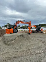 5.5t - 8t Mini Excavator for Hire