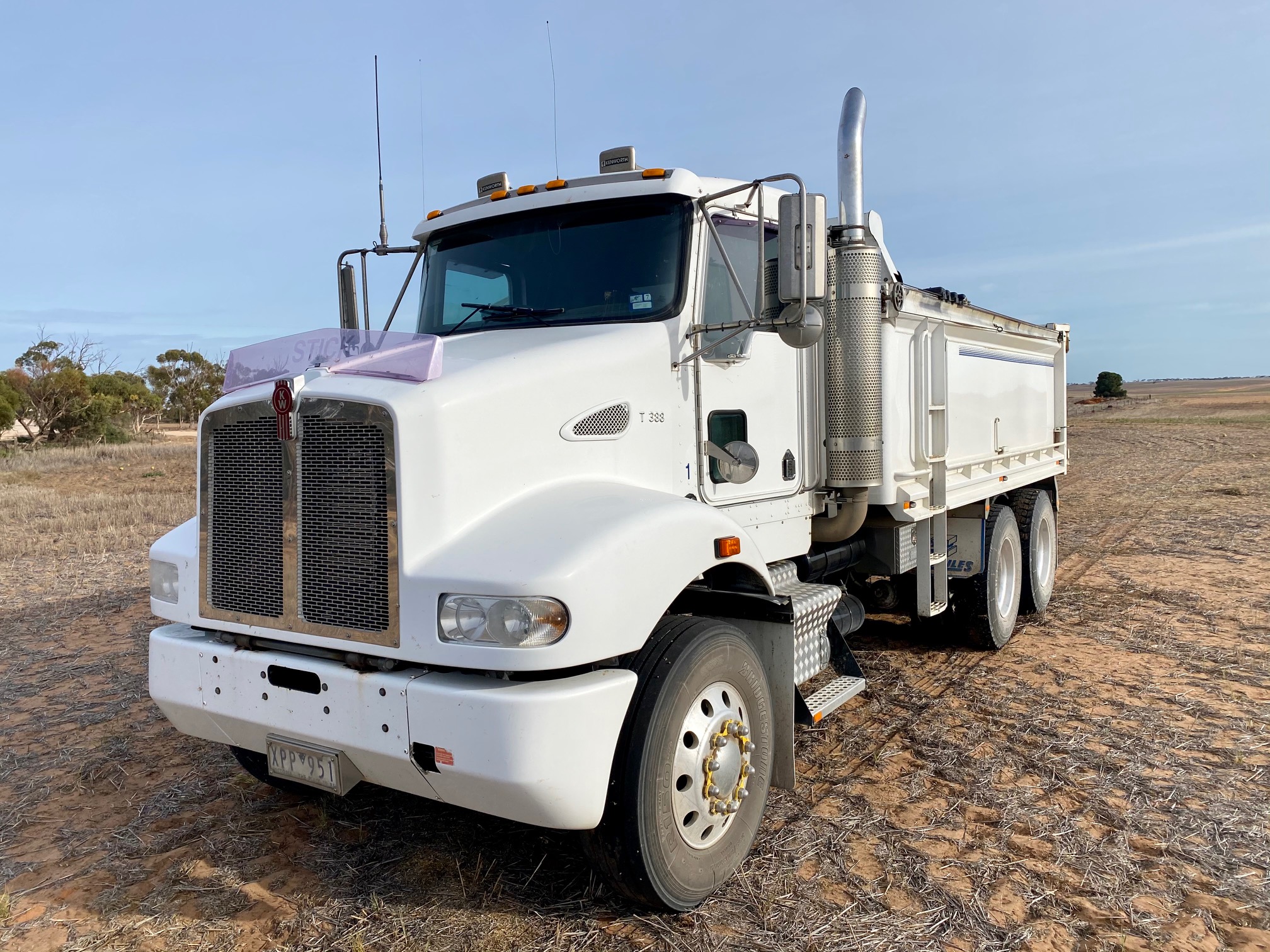 Logo of Mid North Water Truck and Tipper Hire