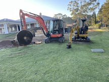 5.5t - 8t Mini Excavator for Hire