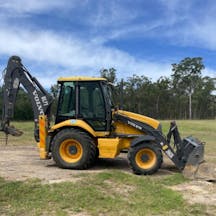 Under 10t 4x4 Backhoe for Hire
