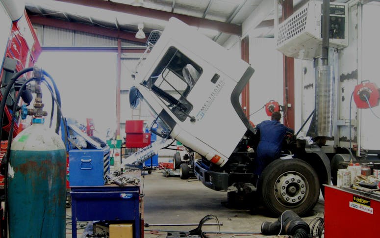 Mobile Truck Mechanics