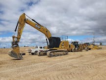 Track Mounted Excavator for Hire in Tolga