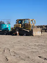 D6 or Equivalent Tracked Dozer for Hire