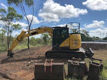 Track Mounted Excavator for Hire in Park Avenue