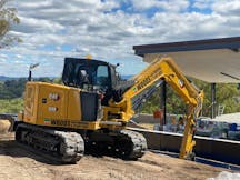Track Mounted Excavator for Hire in Woori Yallock