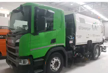 Small or Ride On Street Sweeper for Hire in Ingleburn