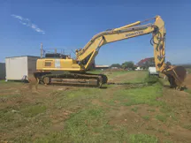 Track Mounted Excavator for Hire in Gaven